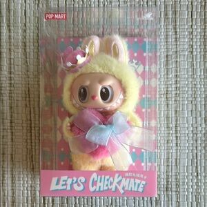 Pop Mart Let’s Checkmate LABUBU